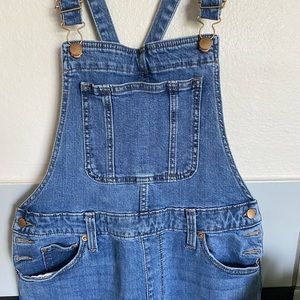 Universal Thread women's overalls size 6/28R